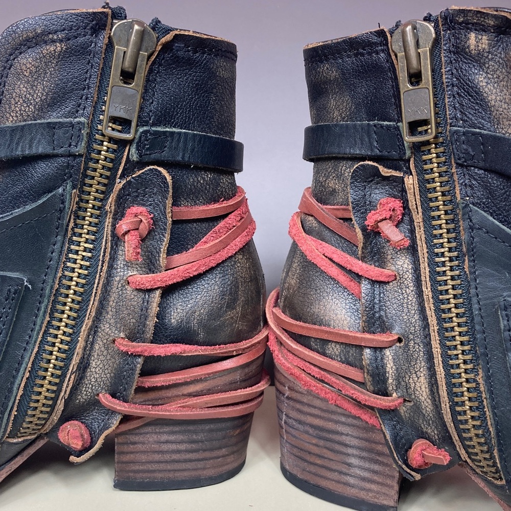 leather Freebird by Steven Black Ankle Boots with Red Straps *4.99 shipping* sz9 - Picture 3 of 16